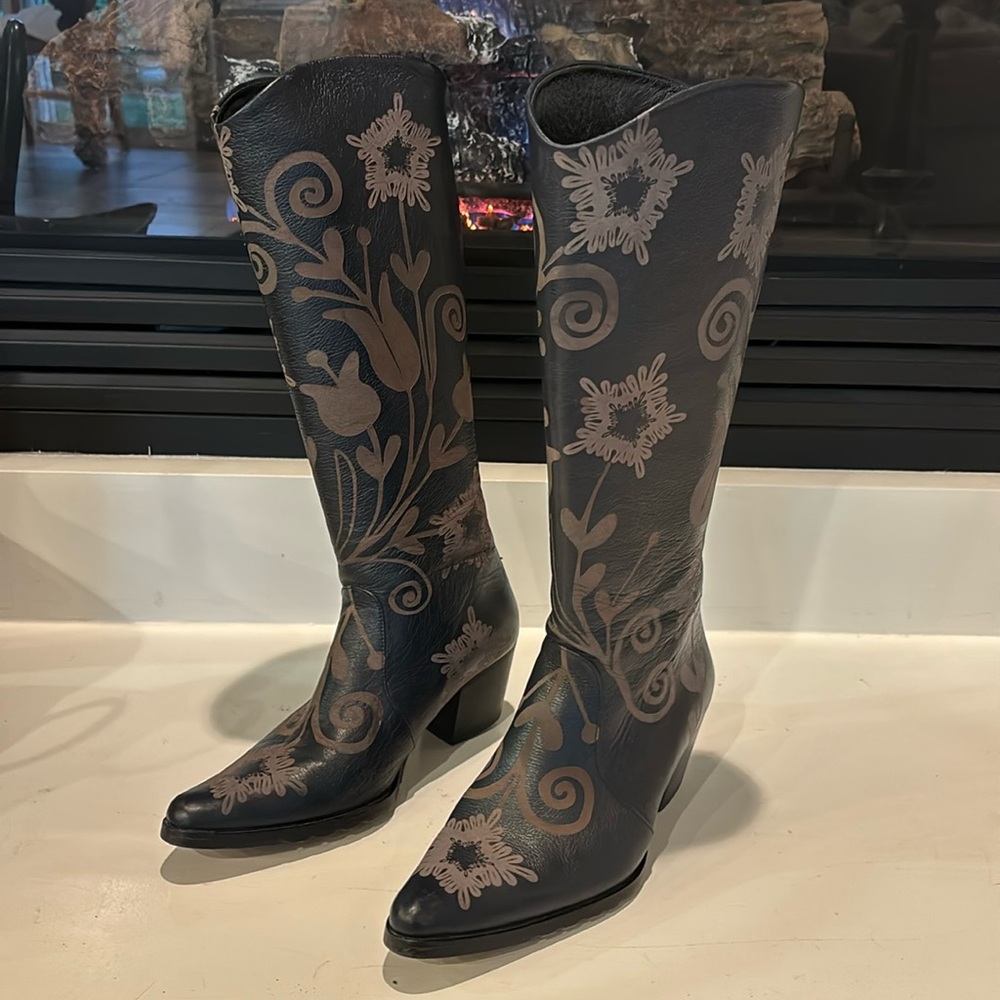 ARTEMIS ERKAN DEMIR DARK NAVY TAUPE DESIGN LEATHER ARTISAN BOOTS WOMEN’S SIZE 36 - Picture 1 of 12